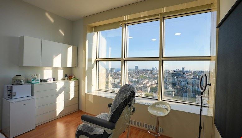 Dr. Murat Kocyigit Clinic 2